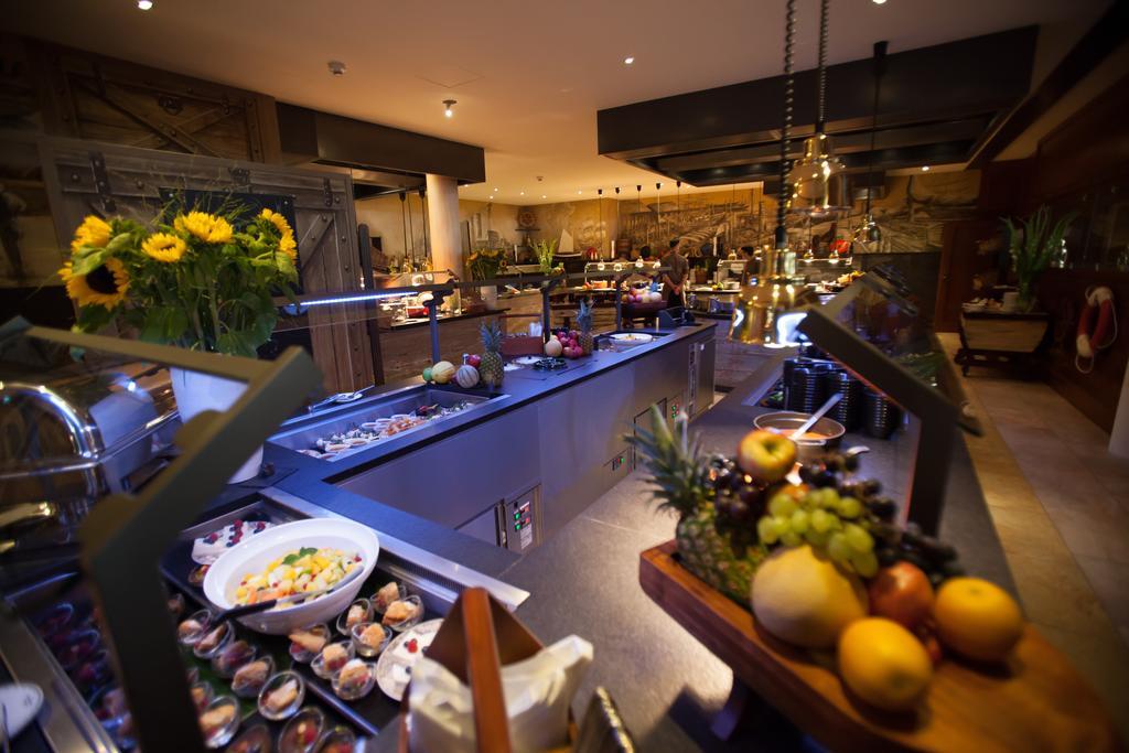 4 Hotel Rust Bagian luar foto